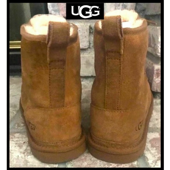 UGG Harkley Chestnut Suede Boots Lined Sheepskin - Picture 5 of 8